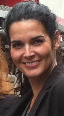 angie harmon wikipedia